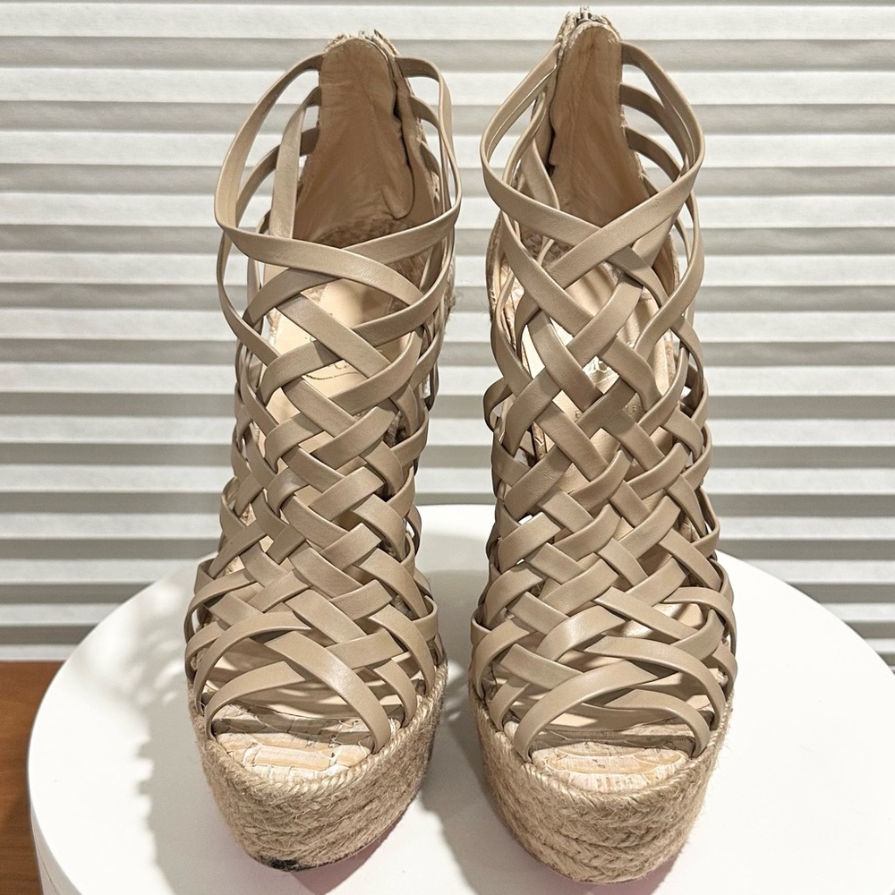 🌺CHRISTIAN LOUBOUTIN🌺 Tramontagne Red Sole Wedge
Sandal Beige Size:38 - Picture 4 of 14